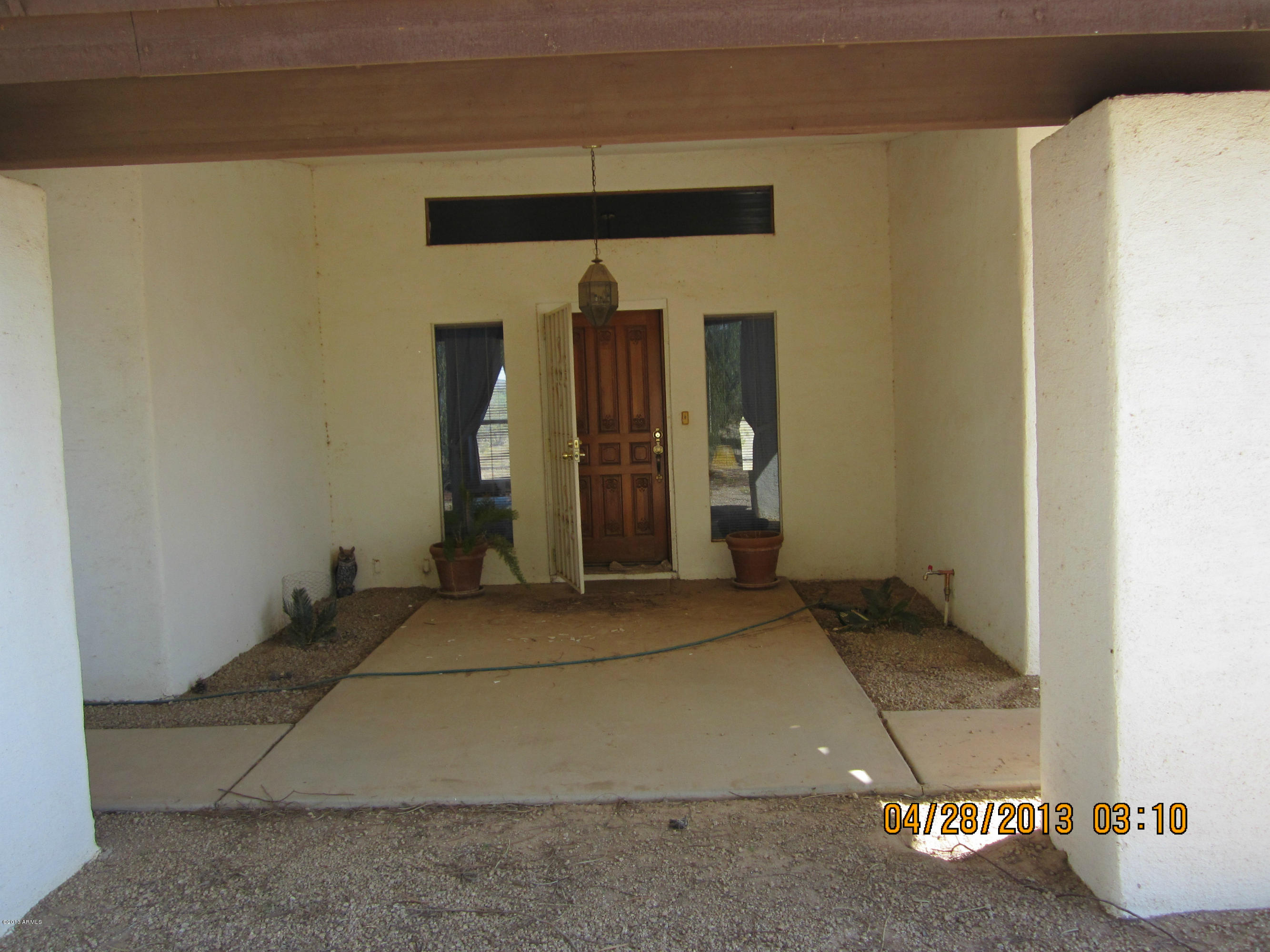 731 East Maddock Road Phoenix, AZ 85086 - Photo 5 of 19 a view of an entrance of the house