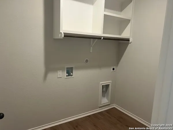 $2,200 | 105 Beveridge, Seguin, TX 78155