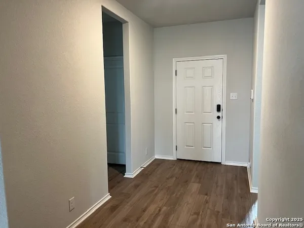 $2,200 | 105 Beveridge, Seguin, TX 78155