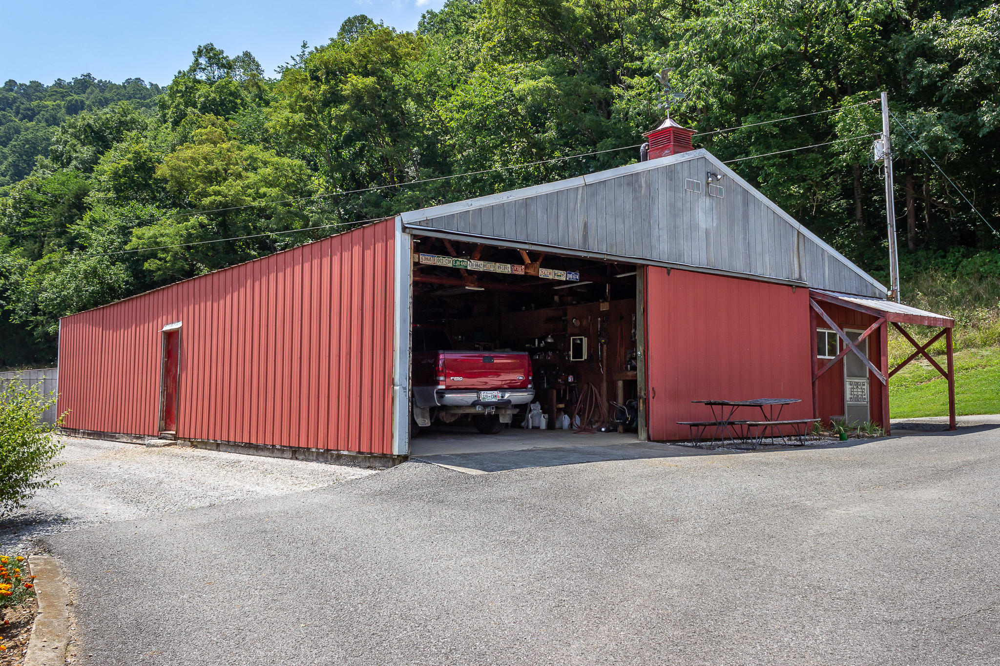 1448 Porter Johns Road Tazewell, TN 37879 - Photo 17 of 41 16