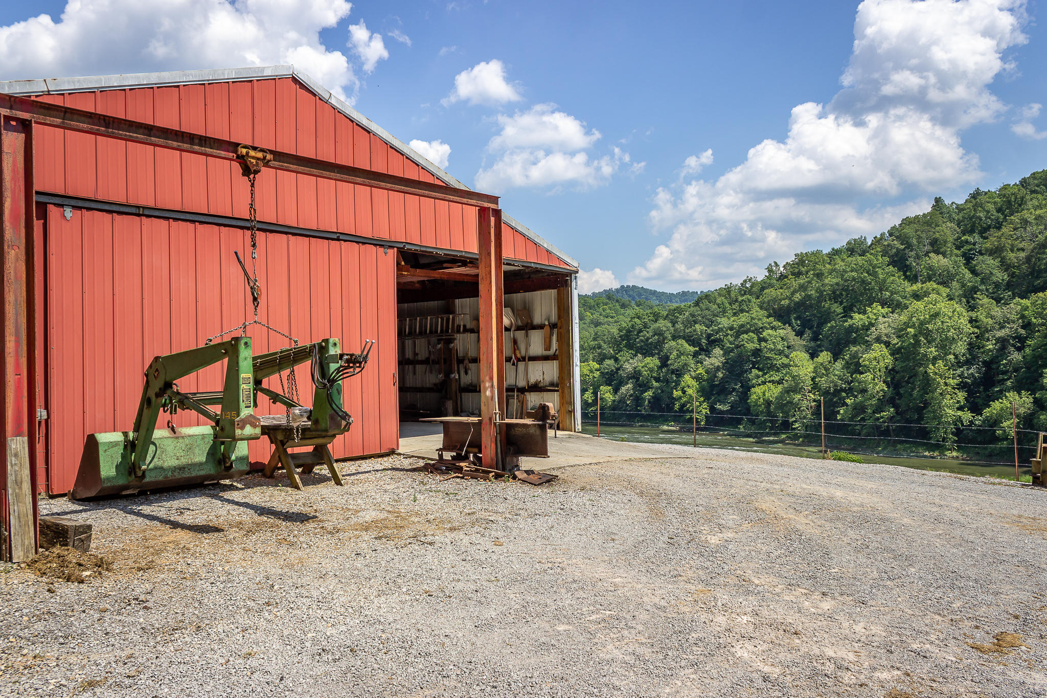 1448 Porter Johns Road Tazewell, TN 37879 - Photo 18 of 41 17