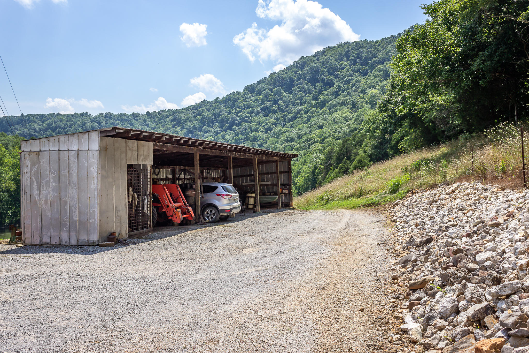 1448 Porter Johns Road Tazewell, TN 37879 - Photo 20 of 41 19