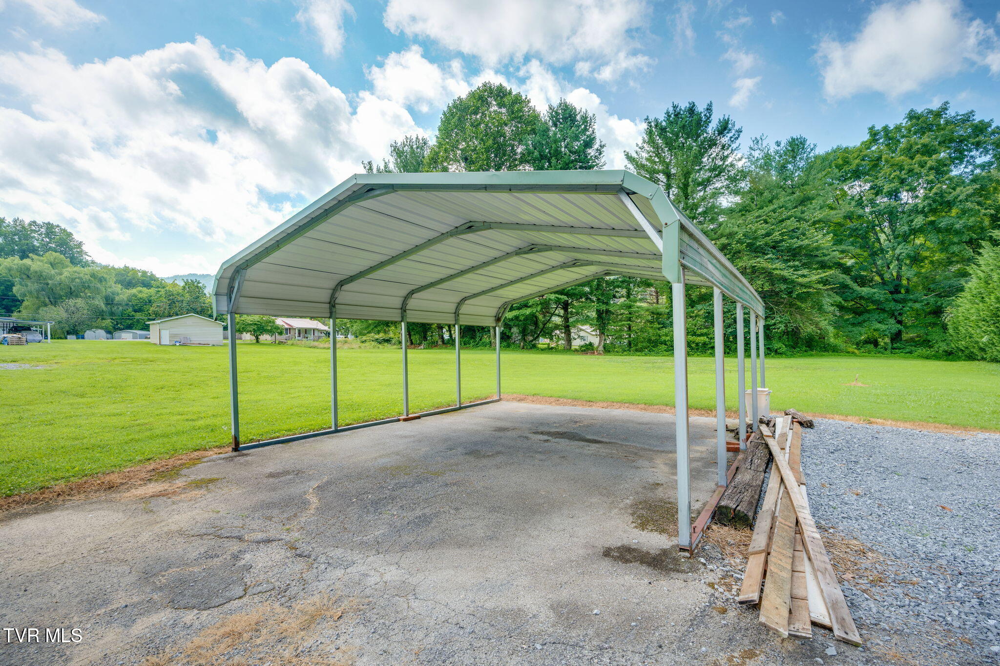 133 Journey's End Road Elizabethton, TN 37643 - Photo 26 of 32 026
