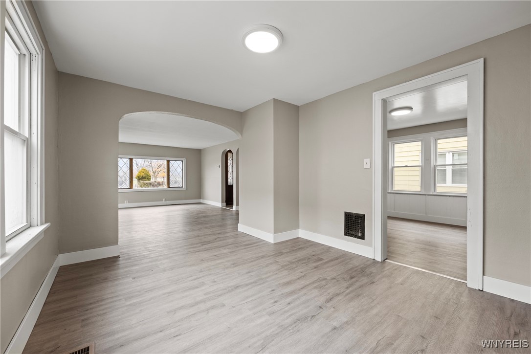 2615 Genesee Street Cheektowaga, NY 14225 - Photo 11 of 26