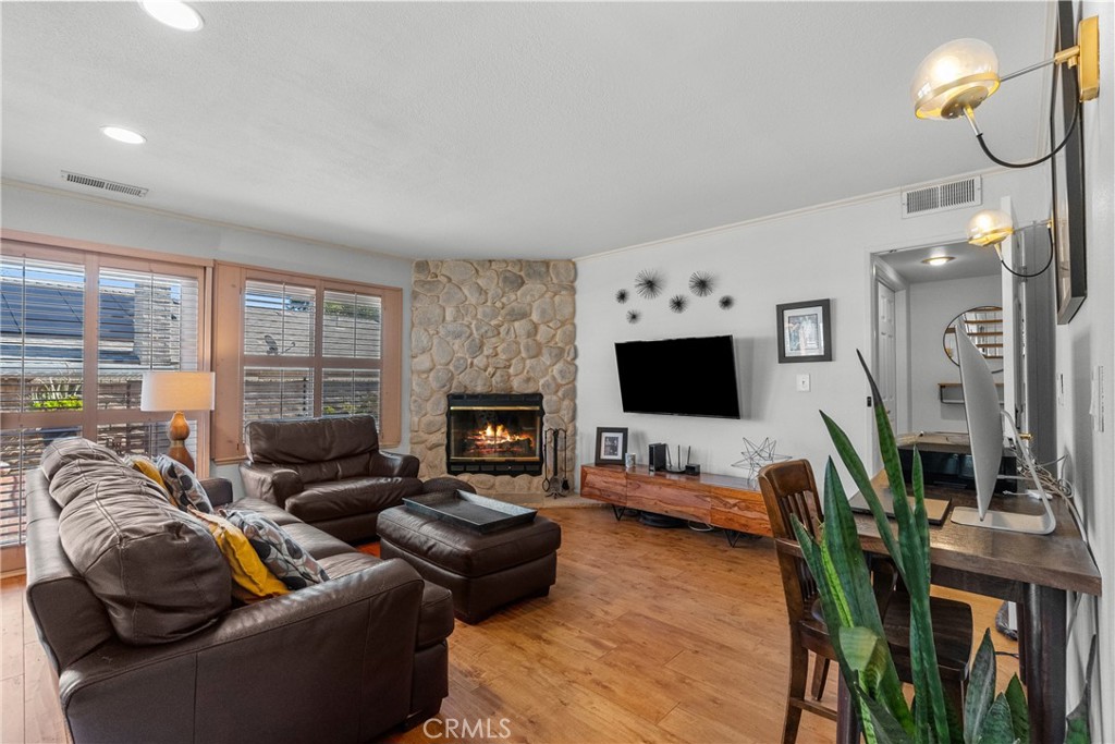 25504 Novela Way Valencia, CA 91355 - Photo 13 of 45