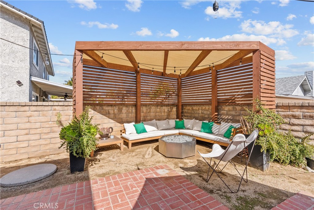 25504 Novela Way Valencia, CA 91355 - Photo 38 of 45