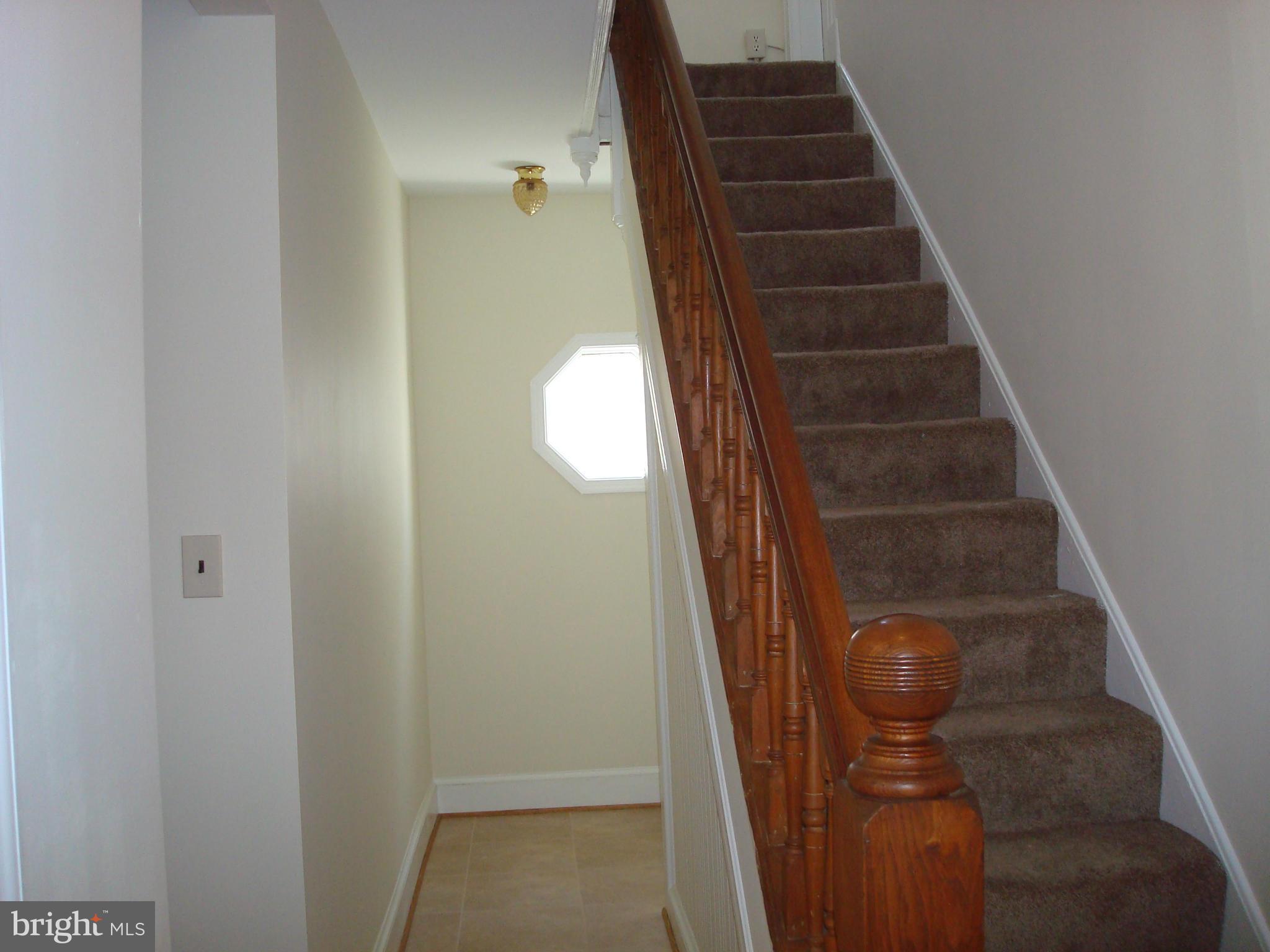 5718 Berwyn Road Berwyn Heights, MD 20740 - Photo 14 of 30 a view of entryway