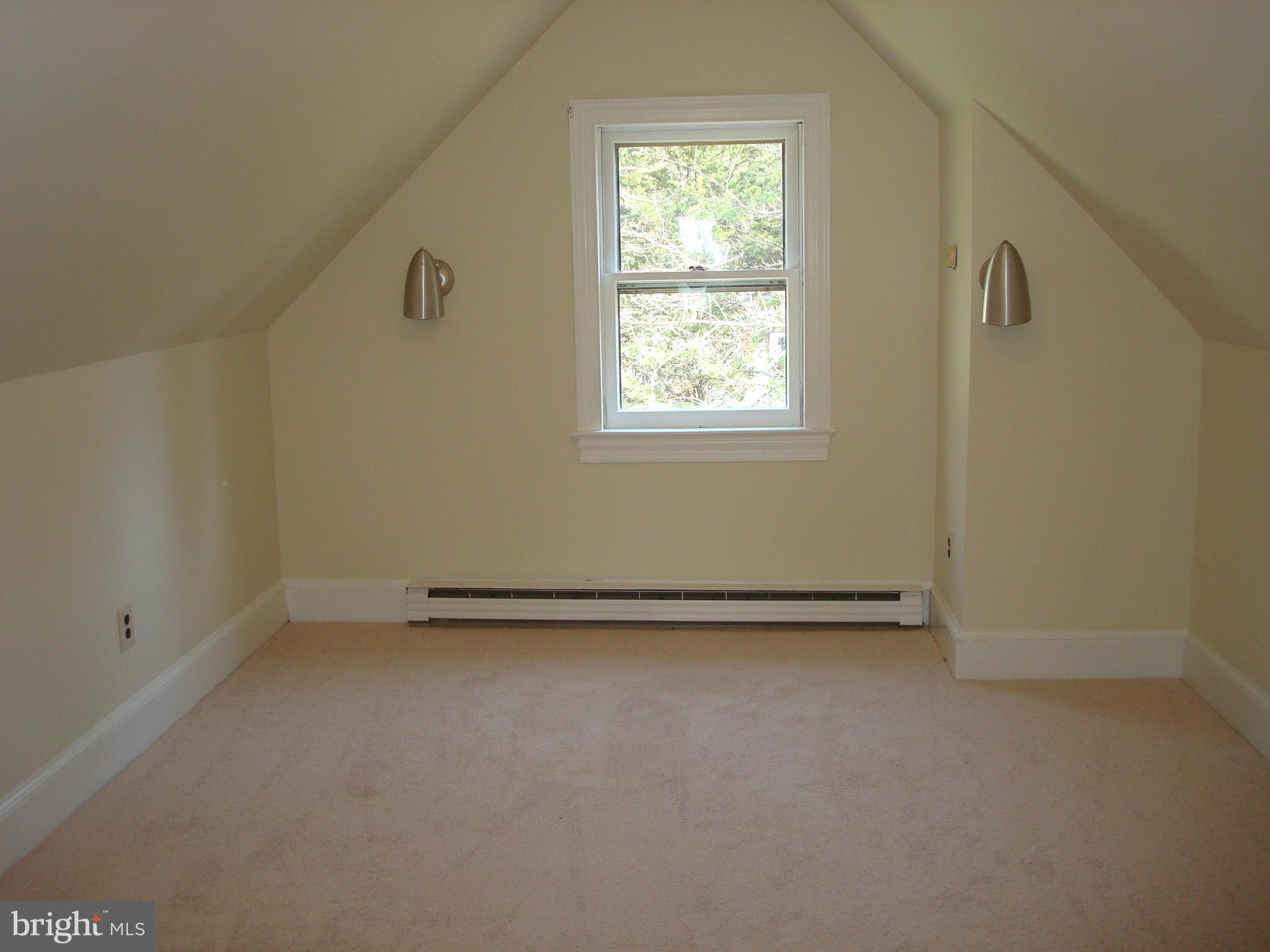 5718 Berwyn Road Berwyn Heights, MD 20740 - Photo 22 of 30 an empty room with a window