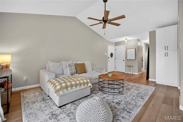 $229,900 | 10924 Village Grove Drive, Unit C, St. Louis, MO 63123