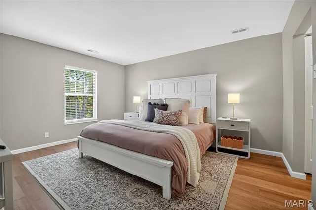 $229,900 | 10924 Village Grove Drive, Unit C, St. Louis, MO 63123