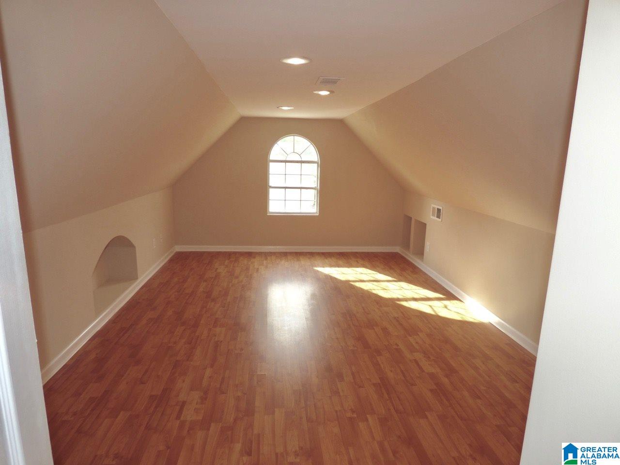 125 Lake Terrace Alabaster, AL 35007 - Photo 18 of 20