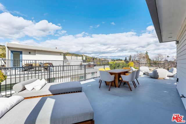 $6,650 | 1350 1/2 North Fairfax Avenue, West Hollywood, CA 90046