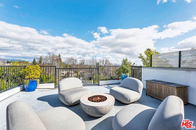 $6,650 | 1350 1/2 North Fairfax Avenue, West Hollywood, CA 90046