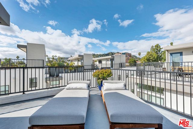 $6,650 | 1350 1/2 North Fairfax Avenue, West Hollywood, CA 90046