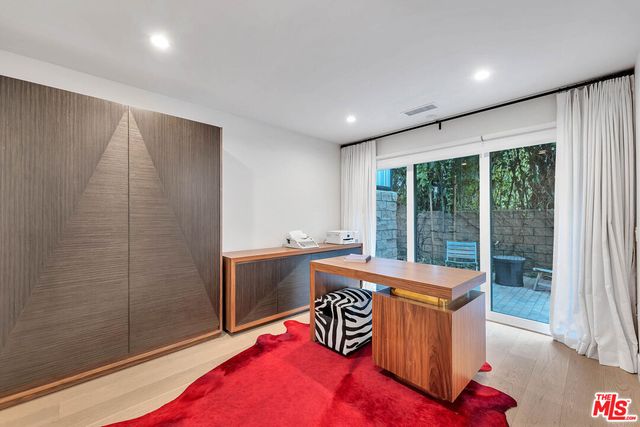 $6,650 | 1350 1/2 North Fairfax Avenue, West Hollywood, CA 90046