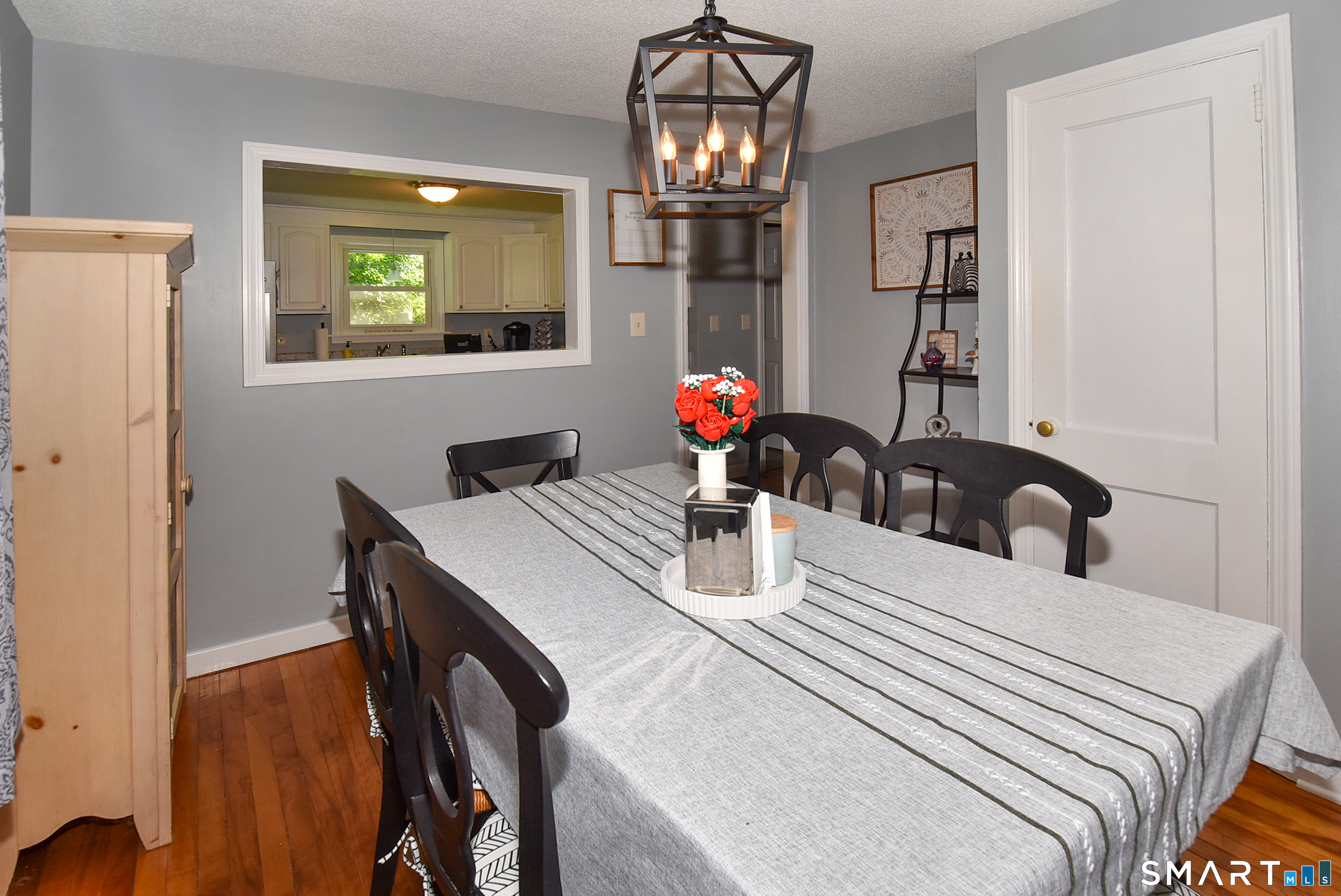 82 Rood Avenue Windsor, CT 06095 - Photo 12 of 29