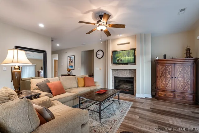 $449,900 | 20332 Timberlake Village Drive, Unit 1512, Rocky Mount, MO 65072