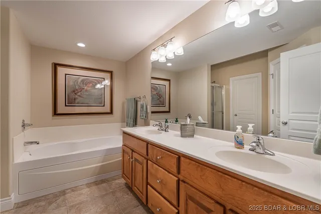 $449,900 | 20332 Timberlake Village Drive, Unit 1512, Rocky Mount, MO 65072