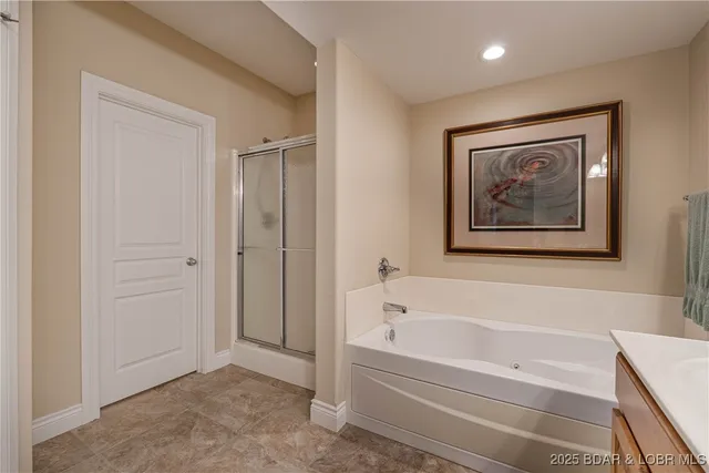 $449,900 | 20332 Timberlake Village Drive, Unit 1512, Rocky Mount, MO 65072