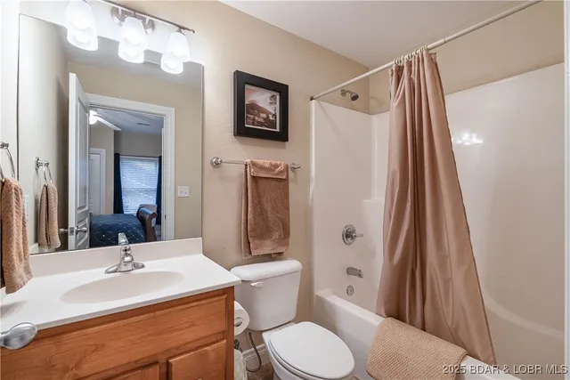 $449,900 | 20332 Timberlake Village Drive, Unit 1512, Rocky Mount, MO 65072