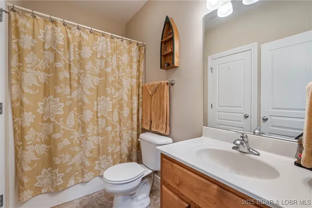 $449,900 | 20332 Timberlake Village Drive, Unit 1512, Rocky Mount, MO 65072