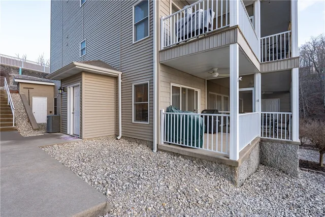 $449,900 | 20332 Timberlake Village Drive, Unit 1512, Rocky Mount, MO 65072