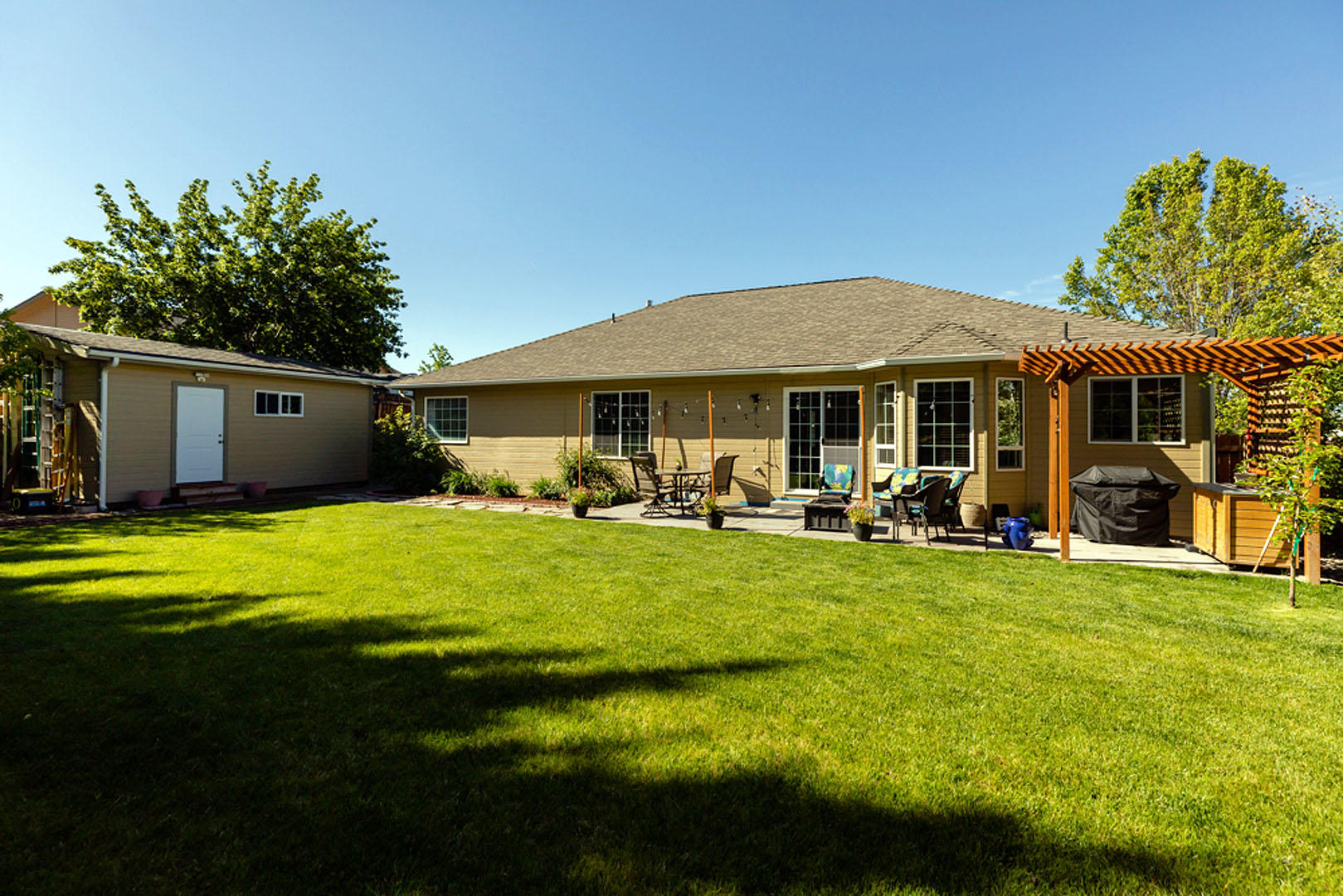 5831 Springcrest Way Klamath Falls, OR 97603 - Photo 37 of 41 5831Springcrest-37