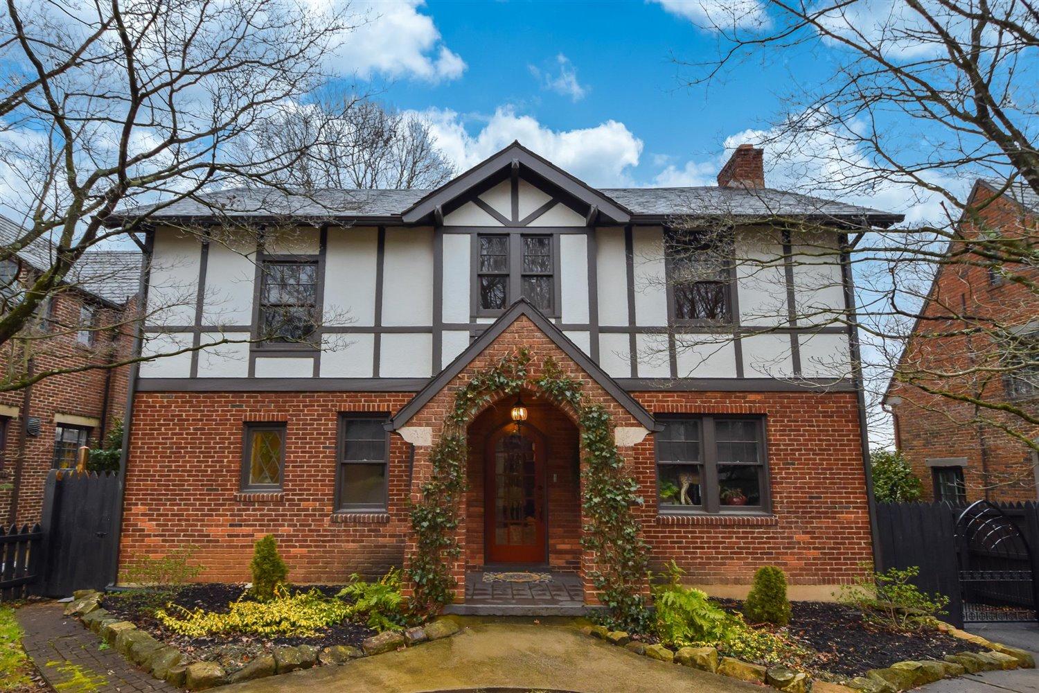 1878 Arlington Road Southwest Roanoke, VA 24015 - Photo 1 of 34 Main