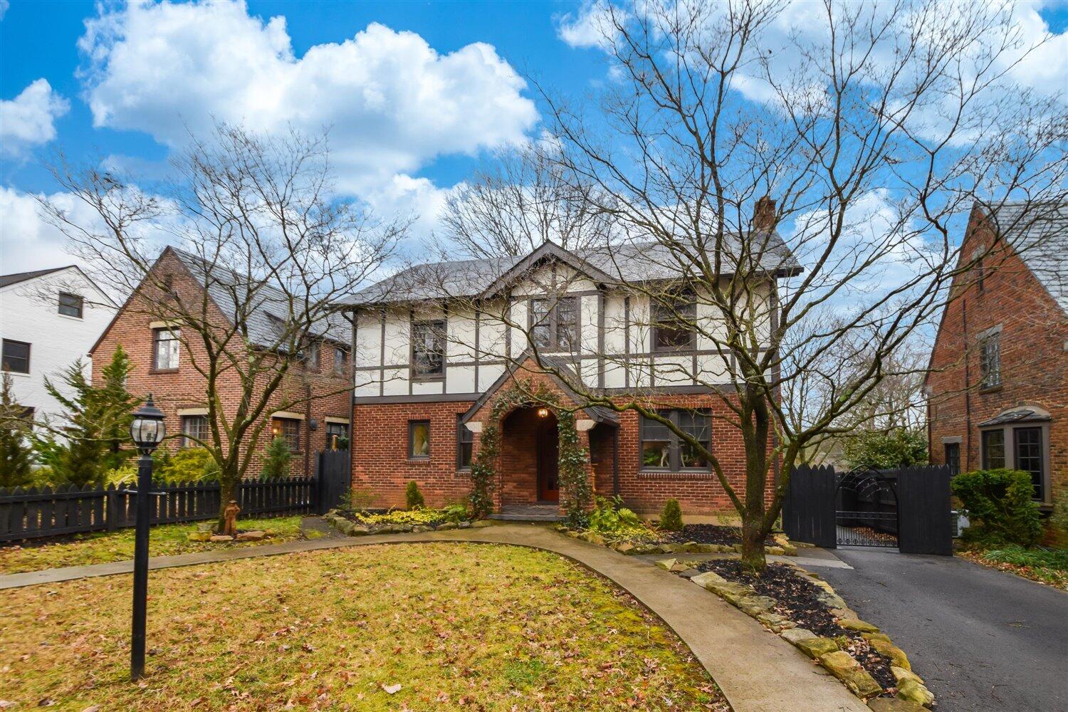 1878 Arlington Road Southwest Roanoke, VA 24015 - Photo 20 of 34 20-3935 St James-20