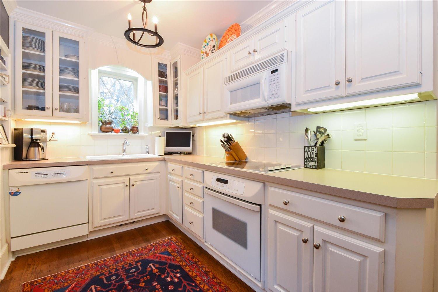 1878 Arlington Road Southwest Roanoke, VA 24015 - Photo 10 of 34 10-3935 St James-10