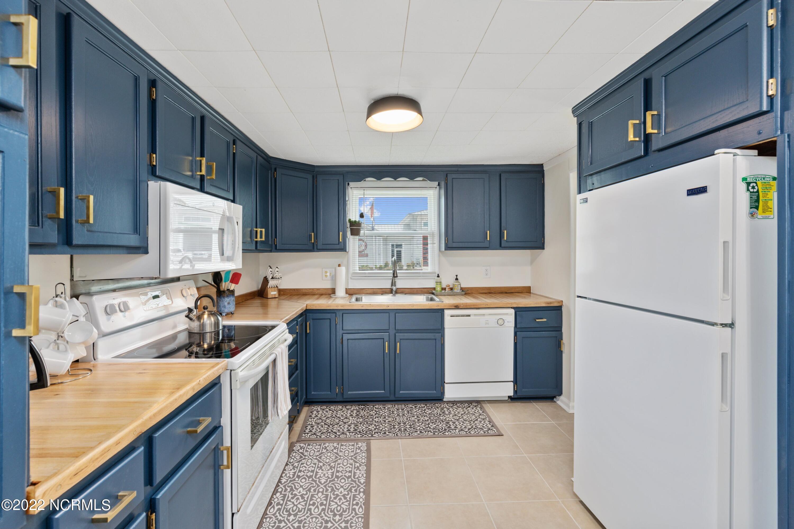 613 K Avenue Kure Beach, NC 28449 - Photo 14 of 27 1Q3A9324.jpg-SMALL