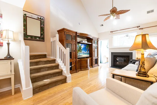 $295,999 | 1500 Yellow Hawthorn Circle, Summerville, SC 29483