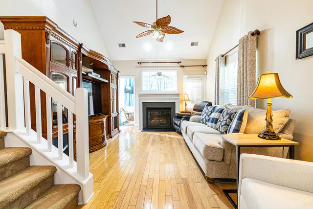 $295,999 | 1500 Yellow Hawthorn Circle, Summerville, SC 29483