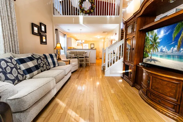 $295,999 | 1500 Yellow Hawthorn Circle, Summerville, SC 29483