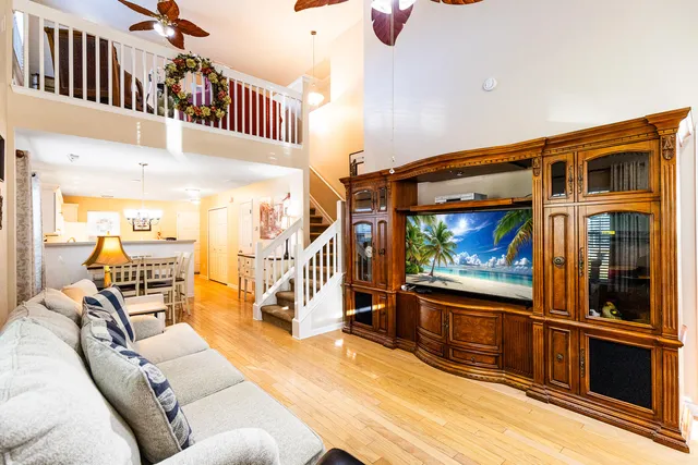 $295,999 | 1500 Yellow Hawthorn Circle, Summerville, SC 29483