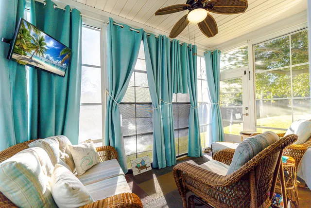 $295,999 | 1500 Yellow Hawthorn Circle, Summerville, SC 29483