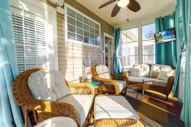 $295,999 | 1500 Yellow Hawthorn Circle, Summerville, SC 29483