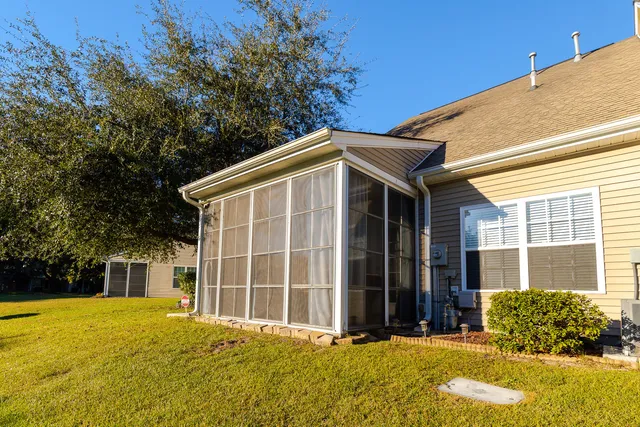 $295,999 | 1500 Yellow Hawthorn Circle, Summerville, SC 29483