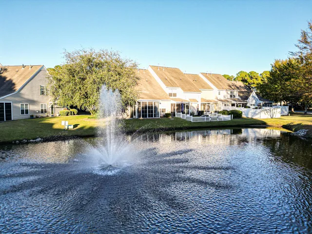 $295,999 | 1500 Yellow Hawthorn Circle, Summerville, SC 29483