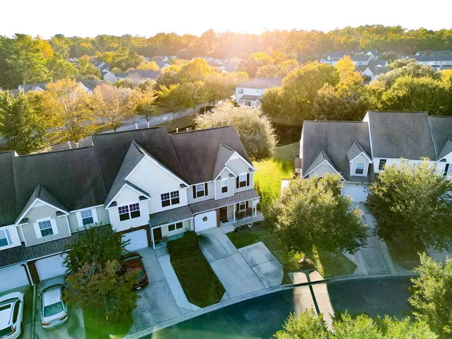 $295,999 | 1500 Yellow Hawthorn Circle, Summerville, SC 29483