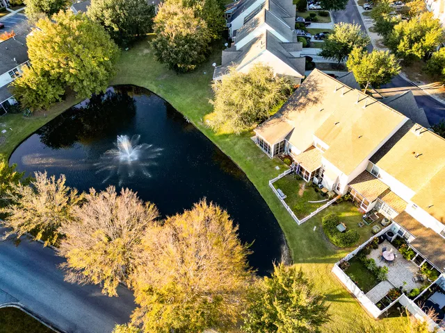 $295,999 | 1500 Yellow Hawthorn Circle, Summerville, SC 29483