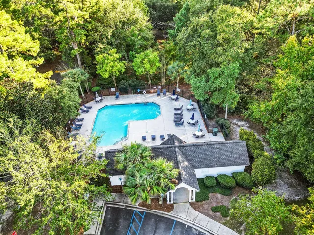 $295,999 | 1500 Yellow Hawthorn Circle, Summerville, SC 29483