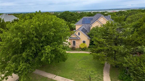 $540,000 | 2785 South Lakeview Drive, Cedar Hill, TX 75104