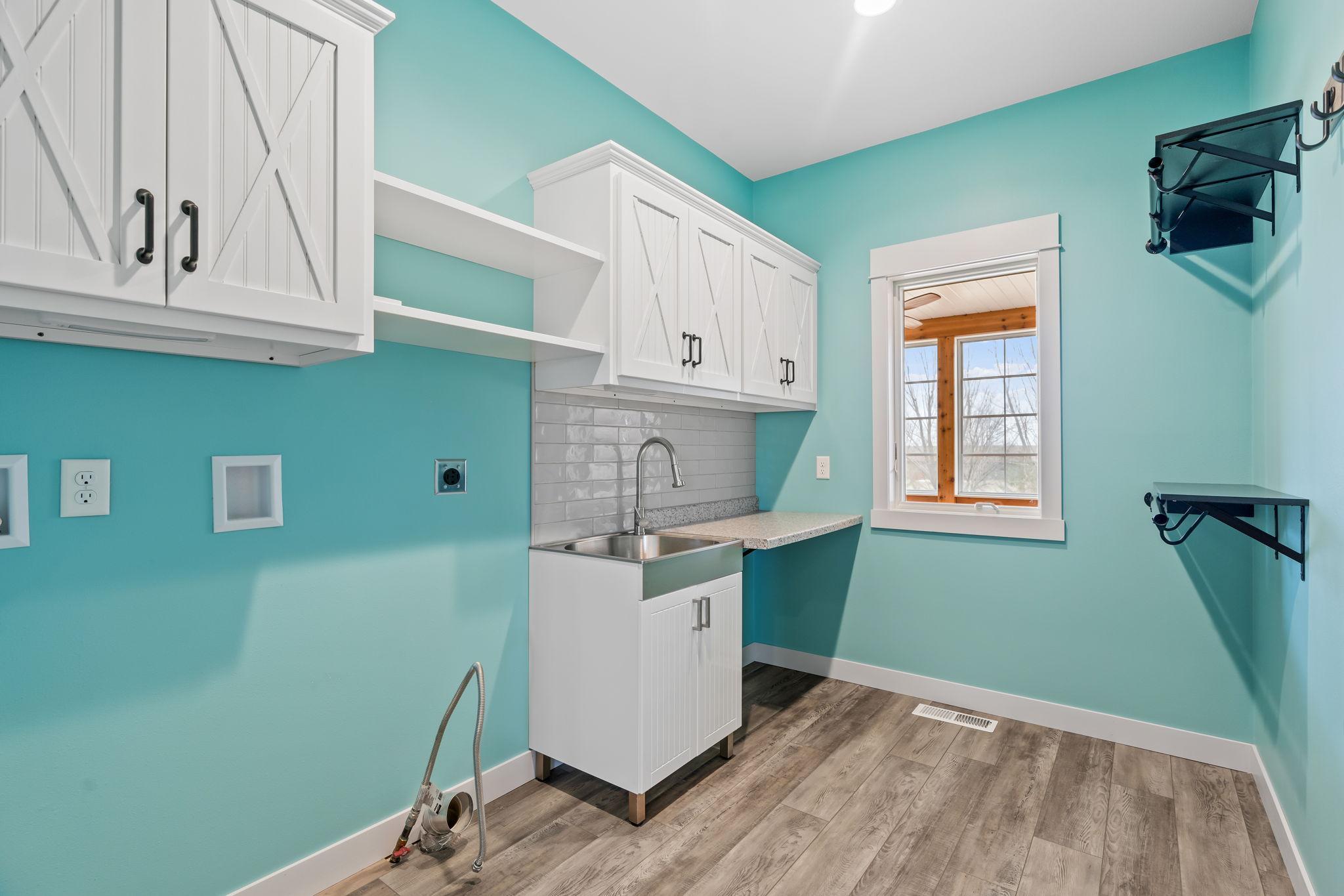 611 Garden Street Springfield, MN 56087 - Photo 13 of 35