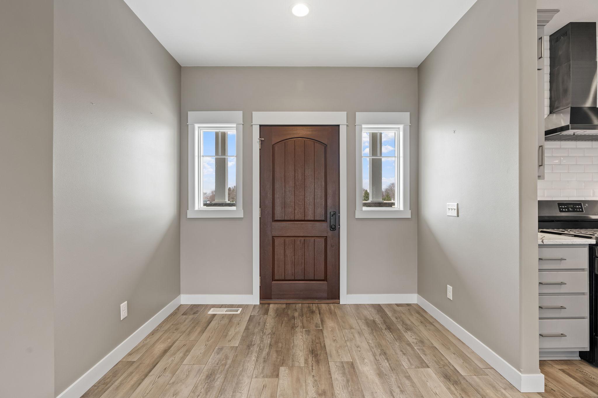 611 Garden Street Springfield, MN 56087 - Photo 3 of 35