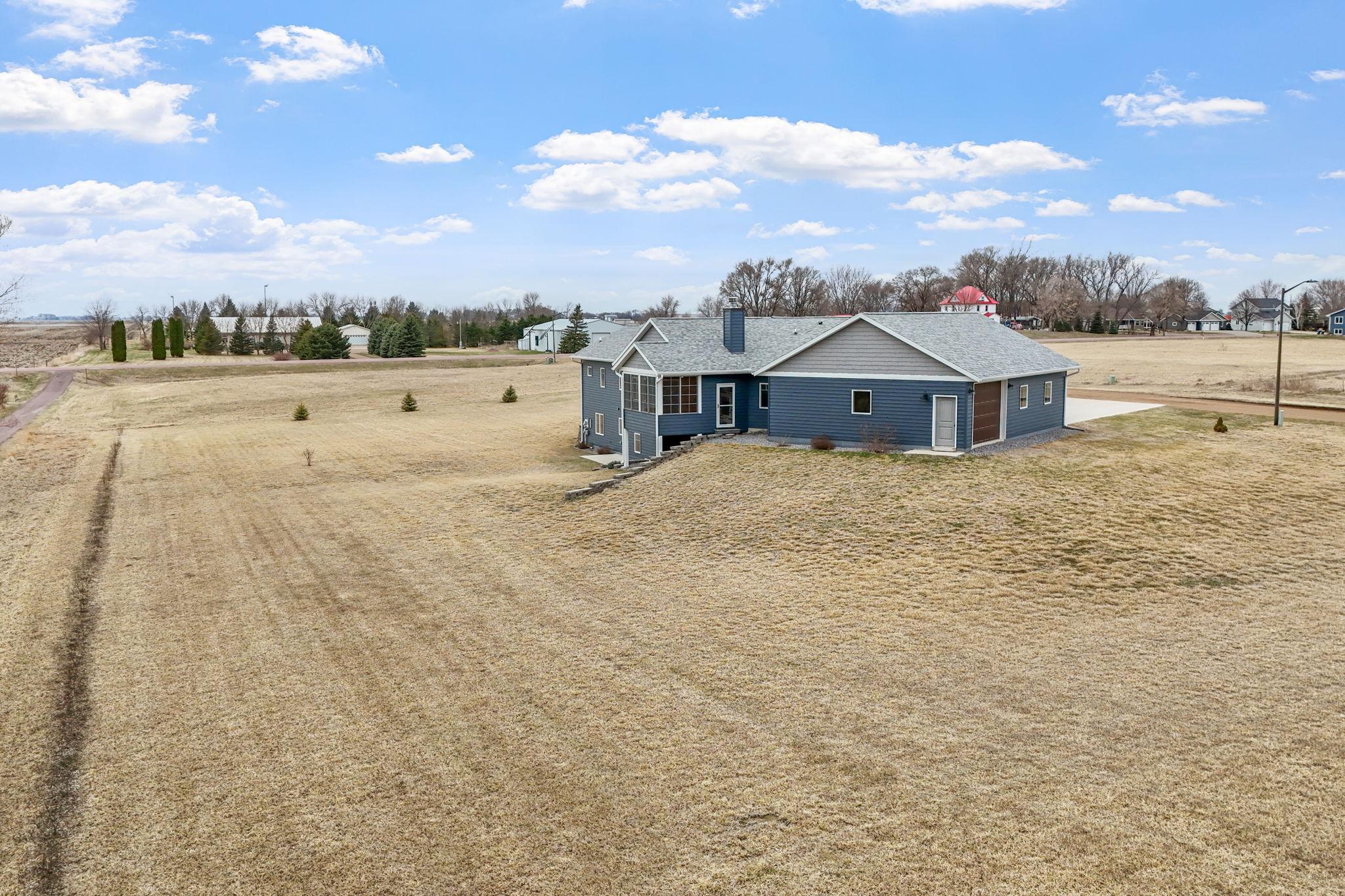 611 Garden Street Springfield, MN 56087 - Photo 33 of 35