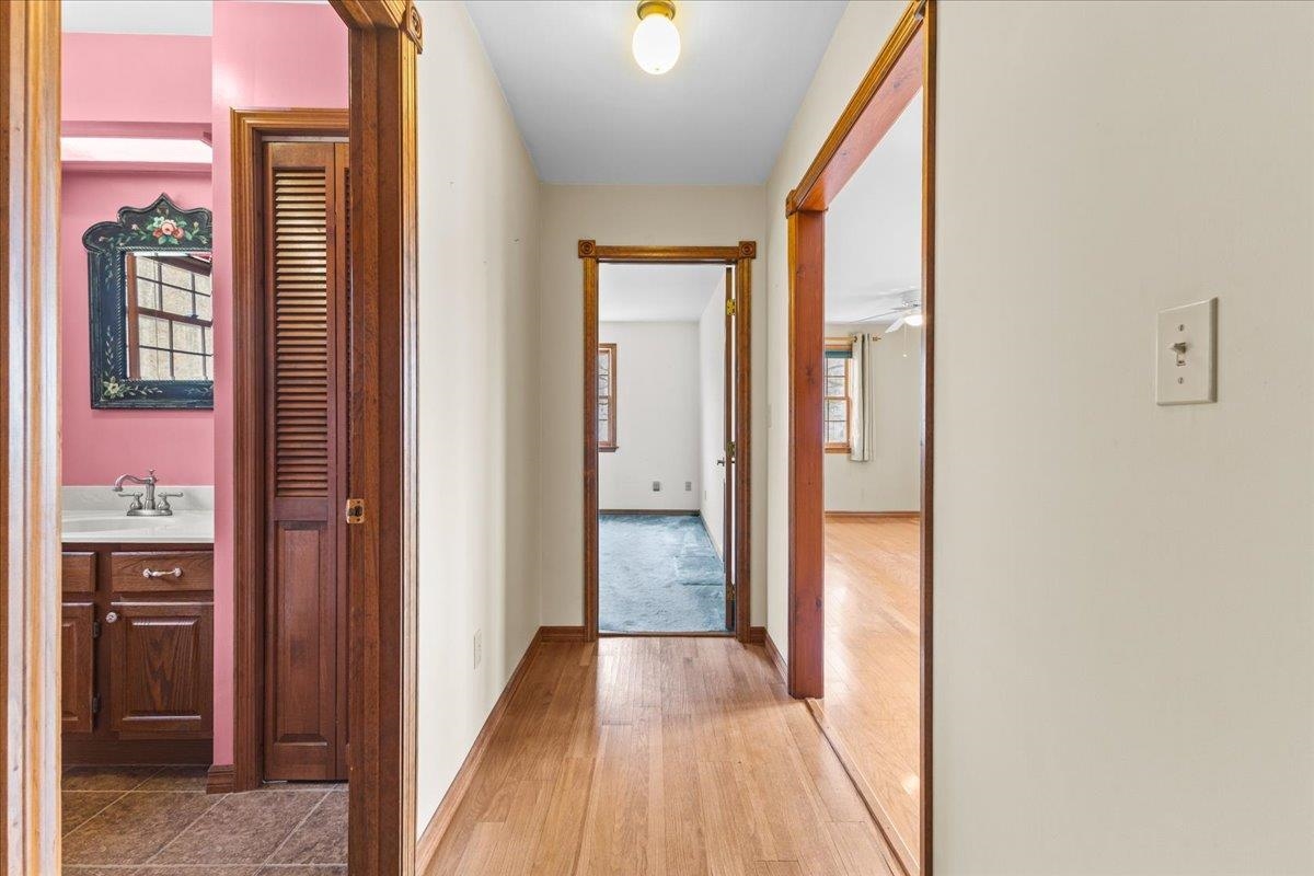 76 Red Tail Lane Charlotte, VT 05445 - Photo 21 of 60