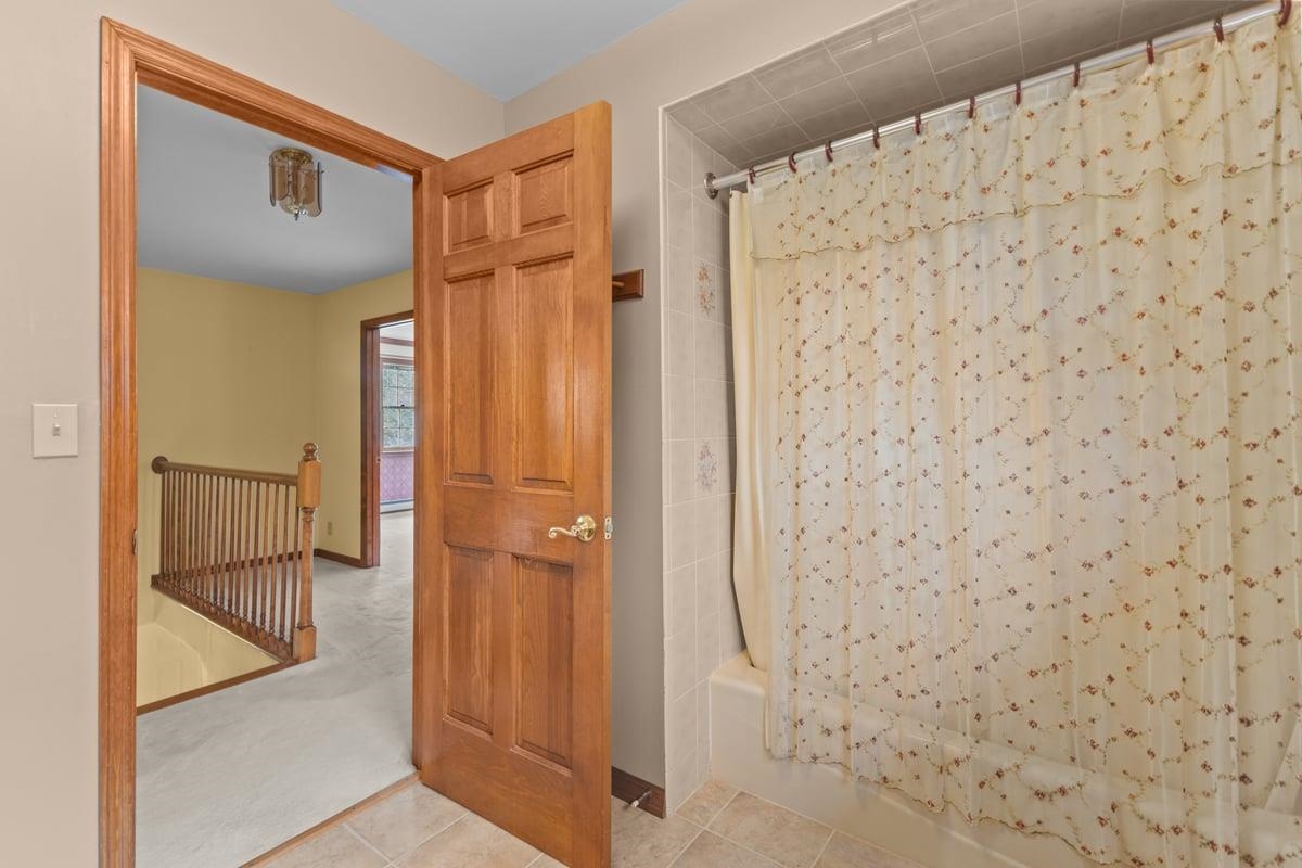 76 Red Tail Lane Charlotte, VT 05445 - Photo 38 of 60