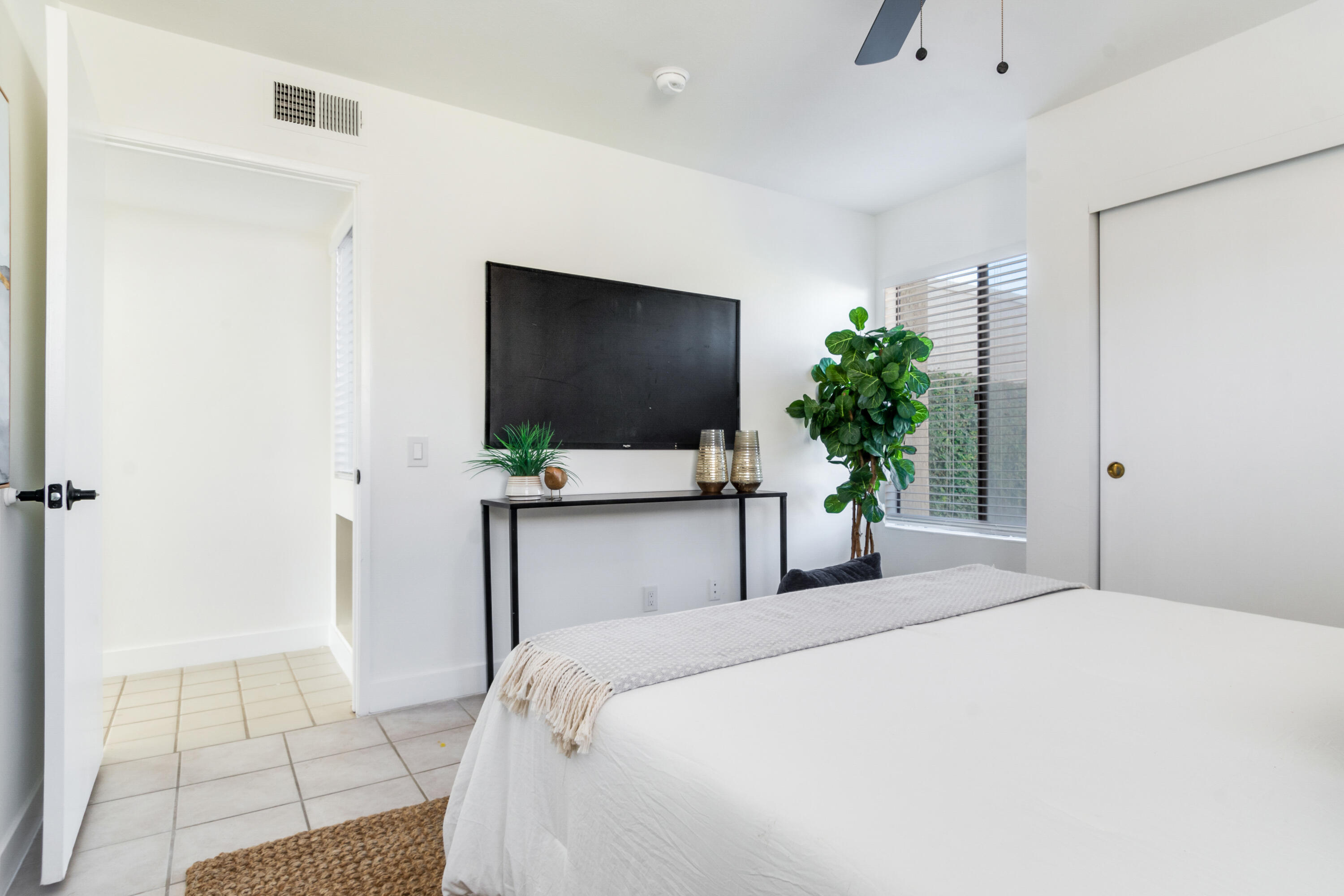 74223 Santa Rosa Circle Palm Desert, CA 92260 - Photo 11 of 19 large-13