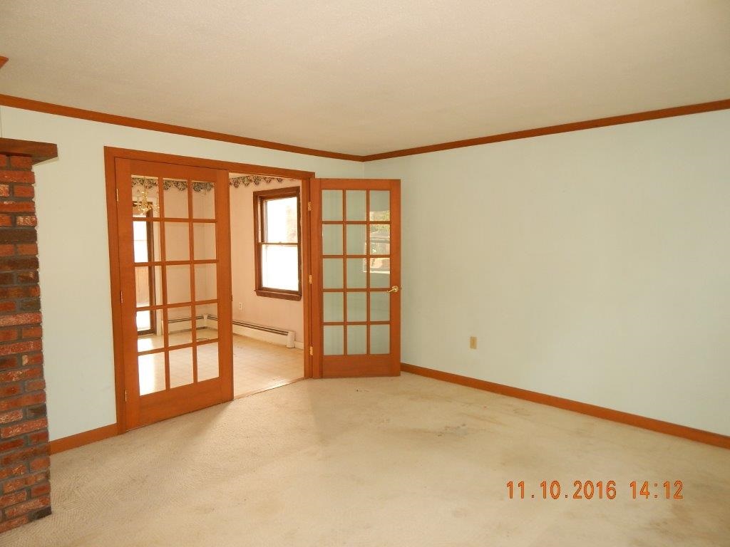 44 Pollard Road Goffstown, NH 03045 - Photo 9 of 34